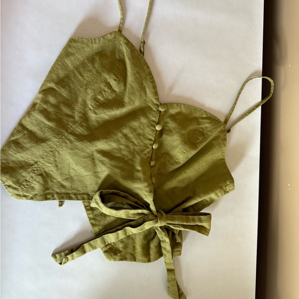 Urban Outfitters Green Asymmetrical Camisole with Tie Front - Picture 2 of 5
